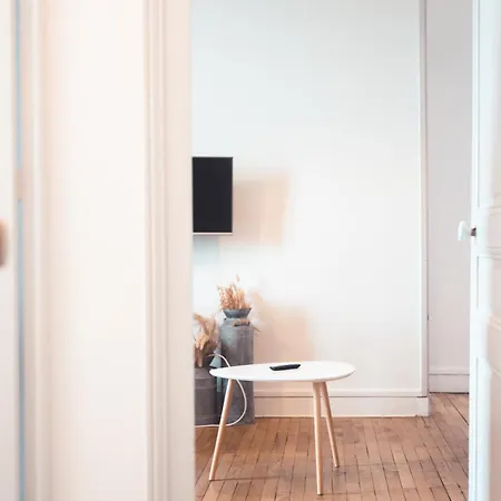 Apartament Le Ronsardien - Calme Et Confortable Tours