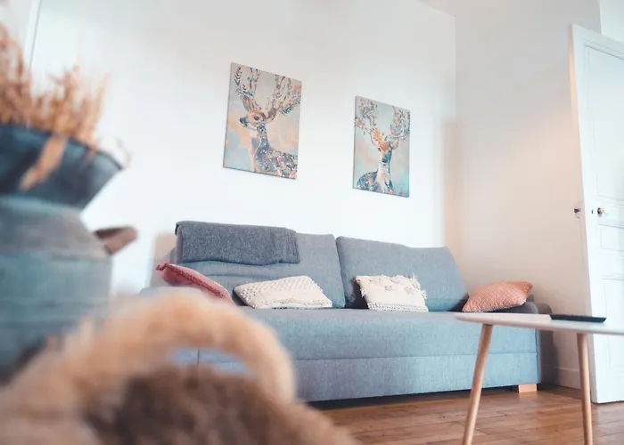 Le Ronsardien - Calme Et Confortable Appartement Tours