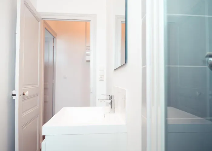 Appartement Le Ronsardien - Calme Et Confortable