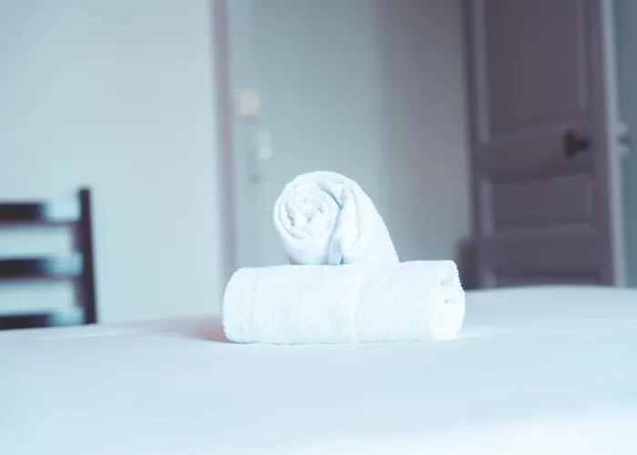 Appartement Le Ronsardien - Calme Et Confortable *